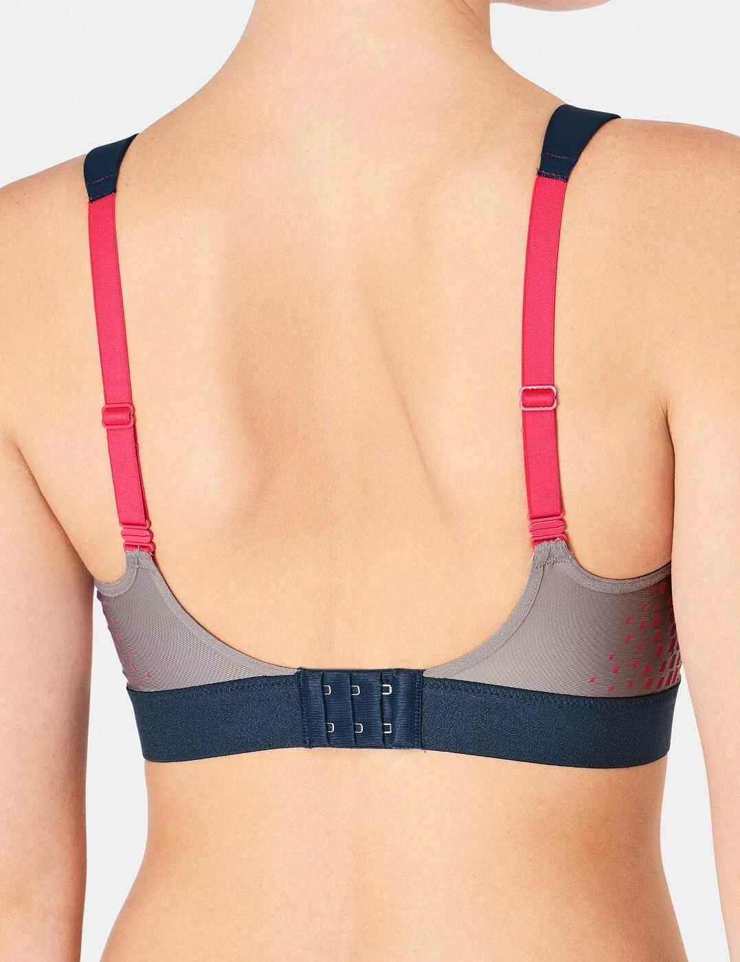 10162782 Triumph Triaction Hybrid Sports Bra - 10162782 Dust