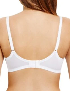 B5040 Berlei Heaven Lace Non-Wired Bra - B5040 White