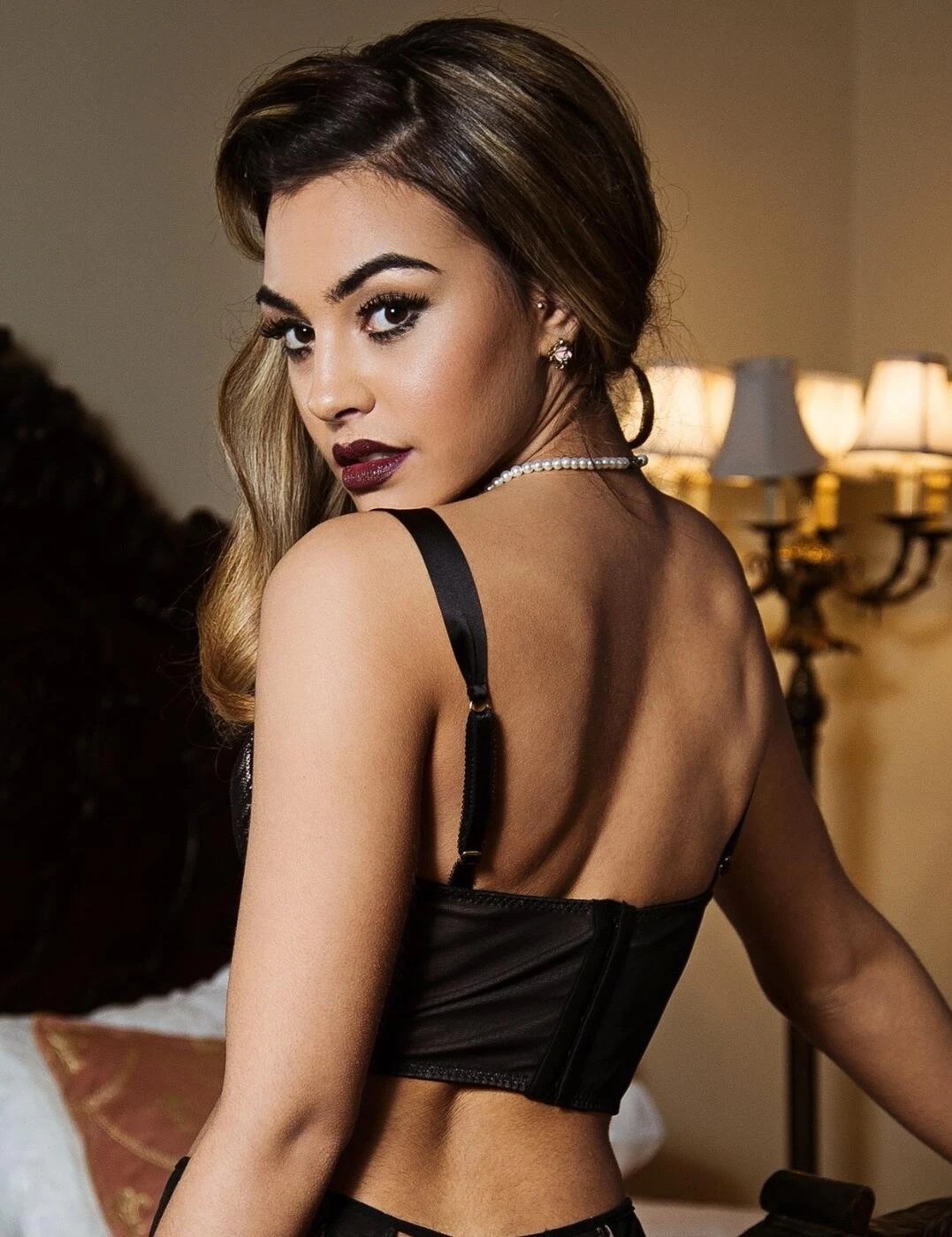 TL026 Tallulah Love Secret Seductress Longline Padded Bra - TL026 Black/Pink - Image 4