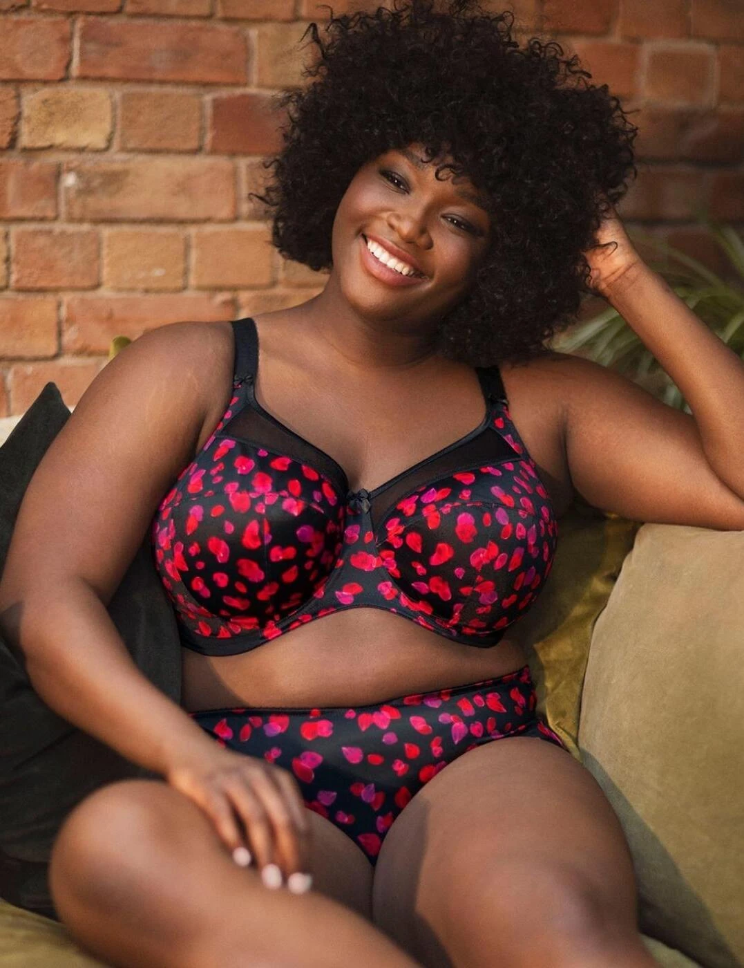 6168 Goddess Kayla Brief - 6168 Dark Romance - Image 2